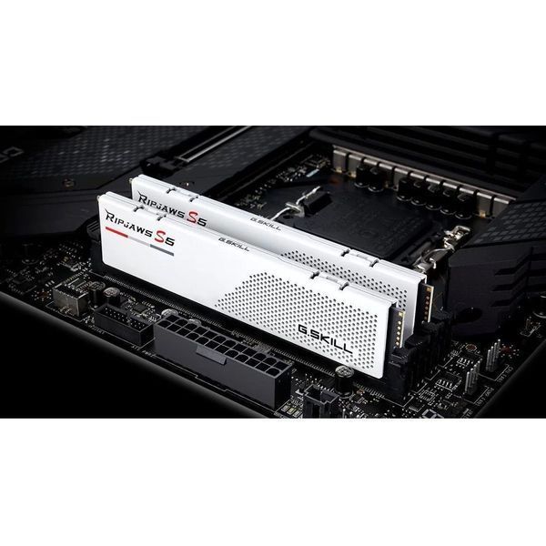 G.Skill 32 GB (2x16GB) DDR5 6000 MHz Ripjaws S5 (F5-6000J3238F16GX2-RS5W) 433699 фото