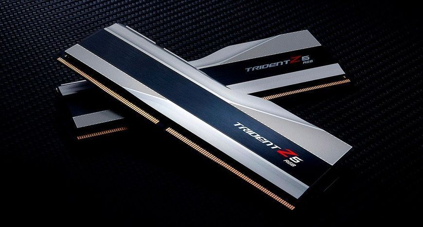 G.Skill 64 GB (2x32GB) DDR5 6400 MHz Trident Z5 RGB (F5-6400J3239G32GX2-TZ5RW) 359580 фото