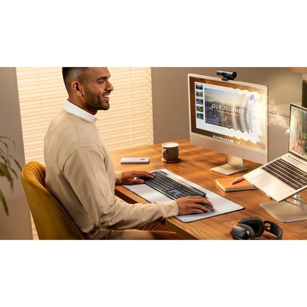 Logitech Slim Solar+ Graphite (920-013764) 817105 фото